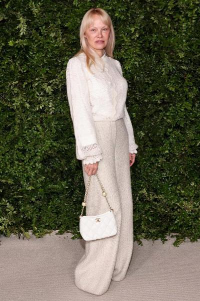 
                Ариана Гранде, Селена Гомес, Мила Кунис и другие селебрити на Academy Women&rsquo;s Luncheon 2024            