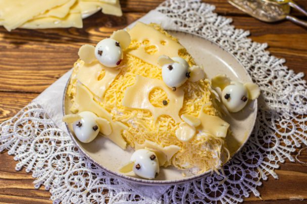 Салат "Кусочек сыра" Салат "Кусочек сыра"