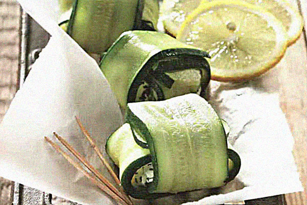 
					Конвертики из цукини с овечьим сыром			
			