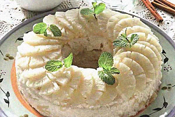 
					Рисовый пудинг с кокосом и ананасом			
			