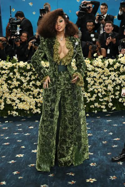 Худшие наряды Met Gala 2025: Энн Хэтэуэй, Doja Cat и другие
Худшие наряды Met Gala 2025: Энн Хэтэуэй, Doja Cat и другие