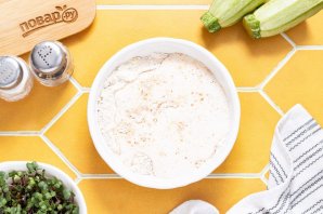 Кабачки в кляре с чесноком Кабачки в кляре с чесноком