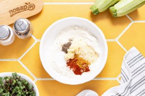Кабачки в кляре с чесноком Кабачки в кляре с чесноком
