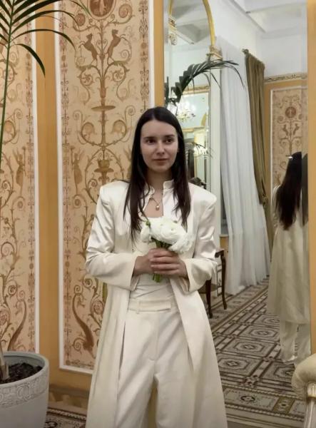
                Дочь Андрея Кончаловского вышла замуж            