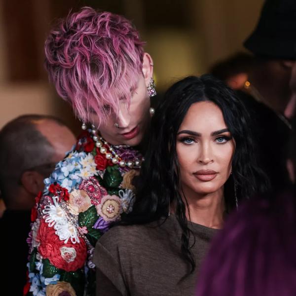 MGK поделился снимком 7-месячной дочери от Меган Фокс
MGK поделился снимком 7-месячной дочери от Меган Фокс