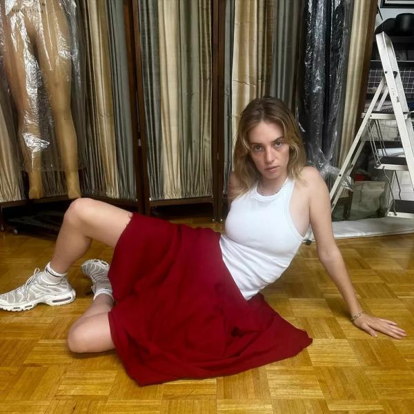 
                Дочь Умы Турман и Итана Хоука вышла замуж            