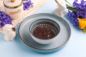 Пасха с изюмом