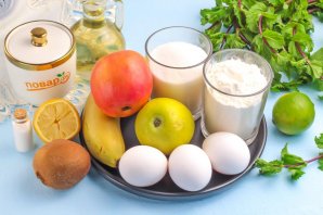 Безумно вкусный и простой пирог с фруктами Безумно вкусный и простой пирог с фруктами