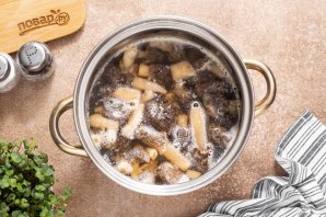 Суп со сморчками и картофелем Суп со сморчками и картофелем