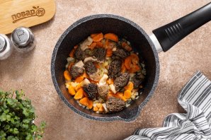 Суп со сморчками и картофелем Суп со сморчками и картофелем