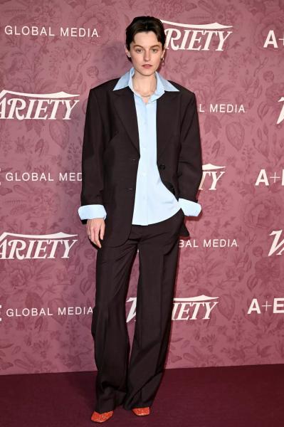 Сьюки Уотерхаус, Джоан Коллинз и Эмилия Кларк на мероприятии Variety, посвященном женщинам
Сьюки Уотерхаус, Джоан Коллинз и Эмилия Кларк на мероприятии Variety, посвященном женщинам