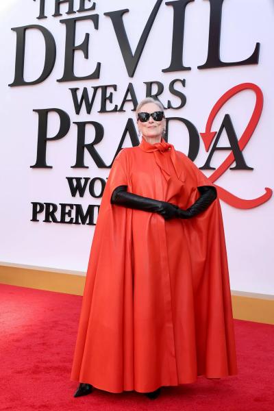 Успех на 500 миллионов долларов. Все образы главных звезд "Дьявол носит Prada 2" на премьерах по всему миру
Успех на 500 миллионов долларов. Все образы главных звезд "Дьявол носит Prada 2" на премьерах по всему миру