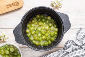 Варенье из крыжовника Варенье из крыжовника
