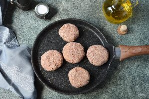 Постные котлеты из фасоли Постные котлеты из фасоли