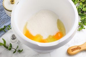 Творожный торт со сгущенкой Творожный торт со сгущенкой